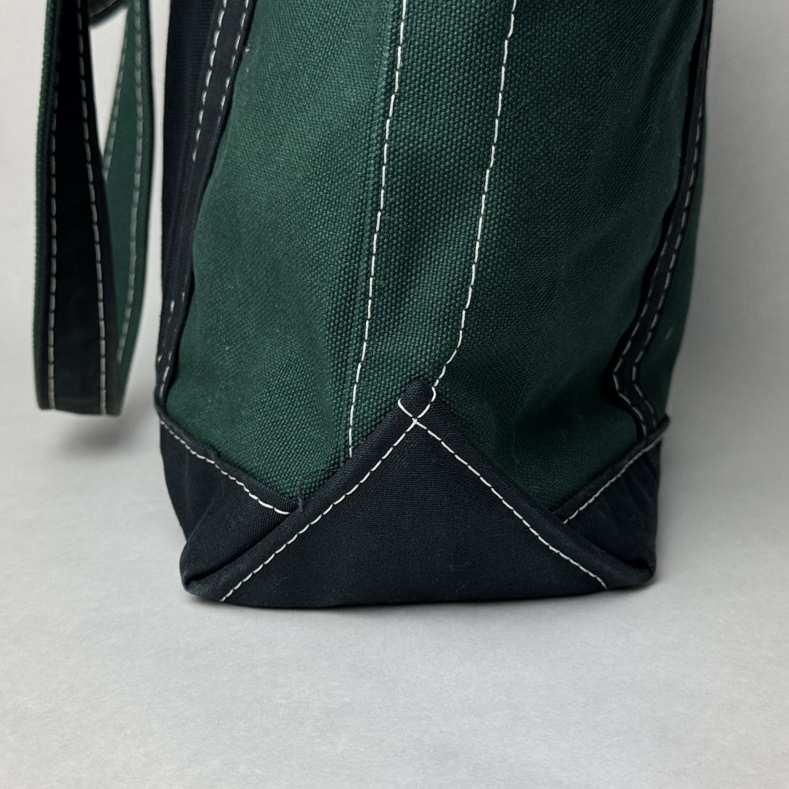 L.L. Bean Boat & Tote Two-Tone Bag Green And Navy Blue Made in USA 16”x5”x12”