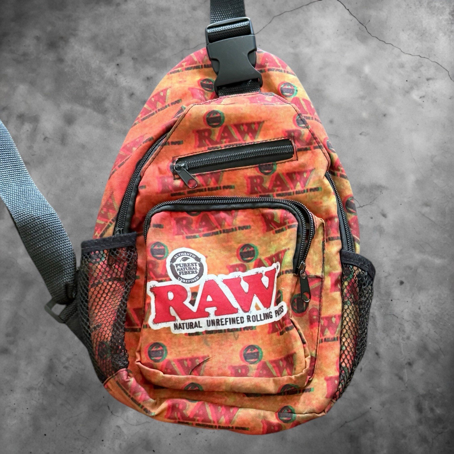 RAW Rolling Papers Crossbody Sling Bag Cannabis Zip Mesh Pocket Weed Accessories