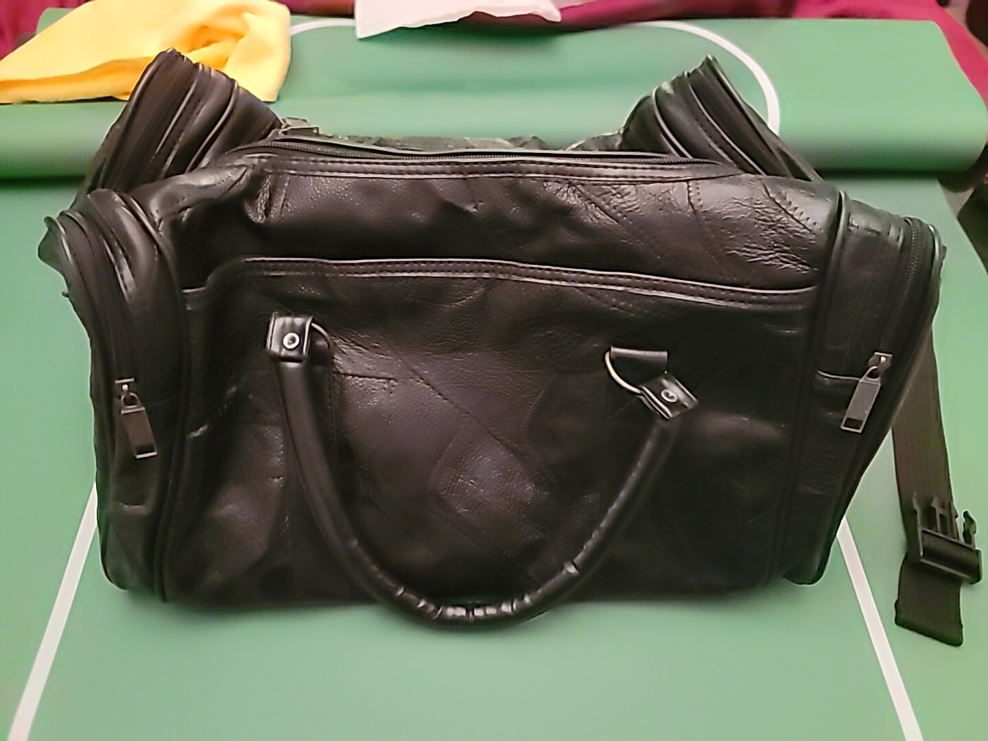 LEATHER TRAVEL DUFFLE BAG 17×10×9 4 POCKETS WITH ZIPPERS, MADE IN CHINA