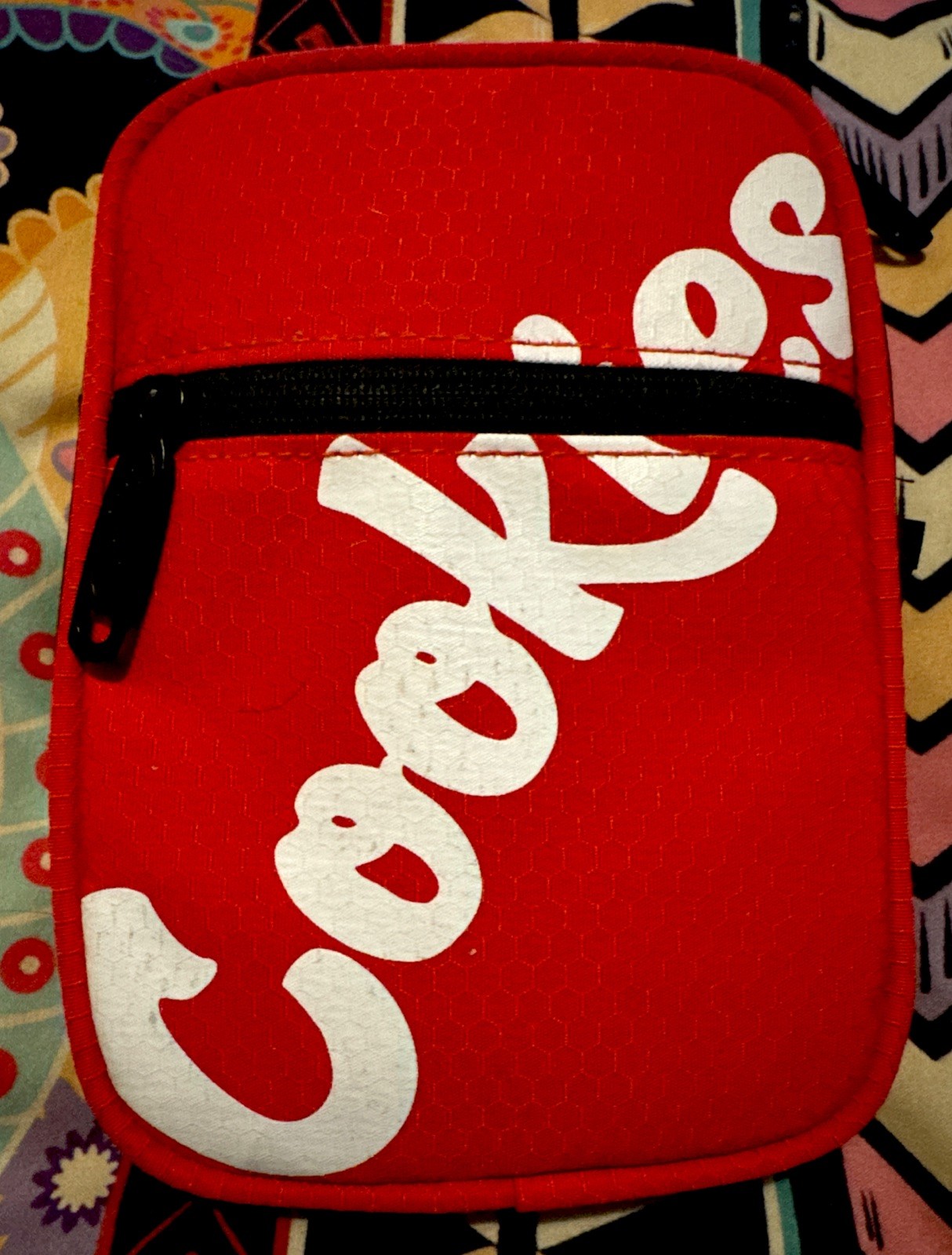 COOKIES – ORIGINAL LOGO HONEYCOMB UTILITY BAG -Approx. 7″ x 5″ x 1″ -SMELL PROOF