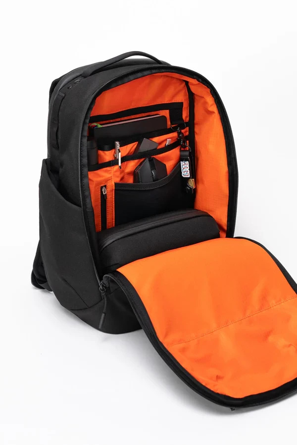 BRAND NEW Linus Tech Tips LTT Black Commuter Backpack 20L
