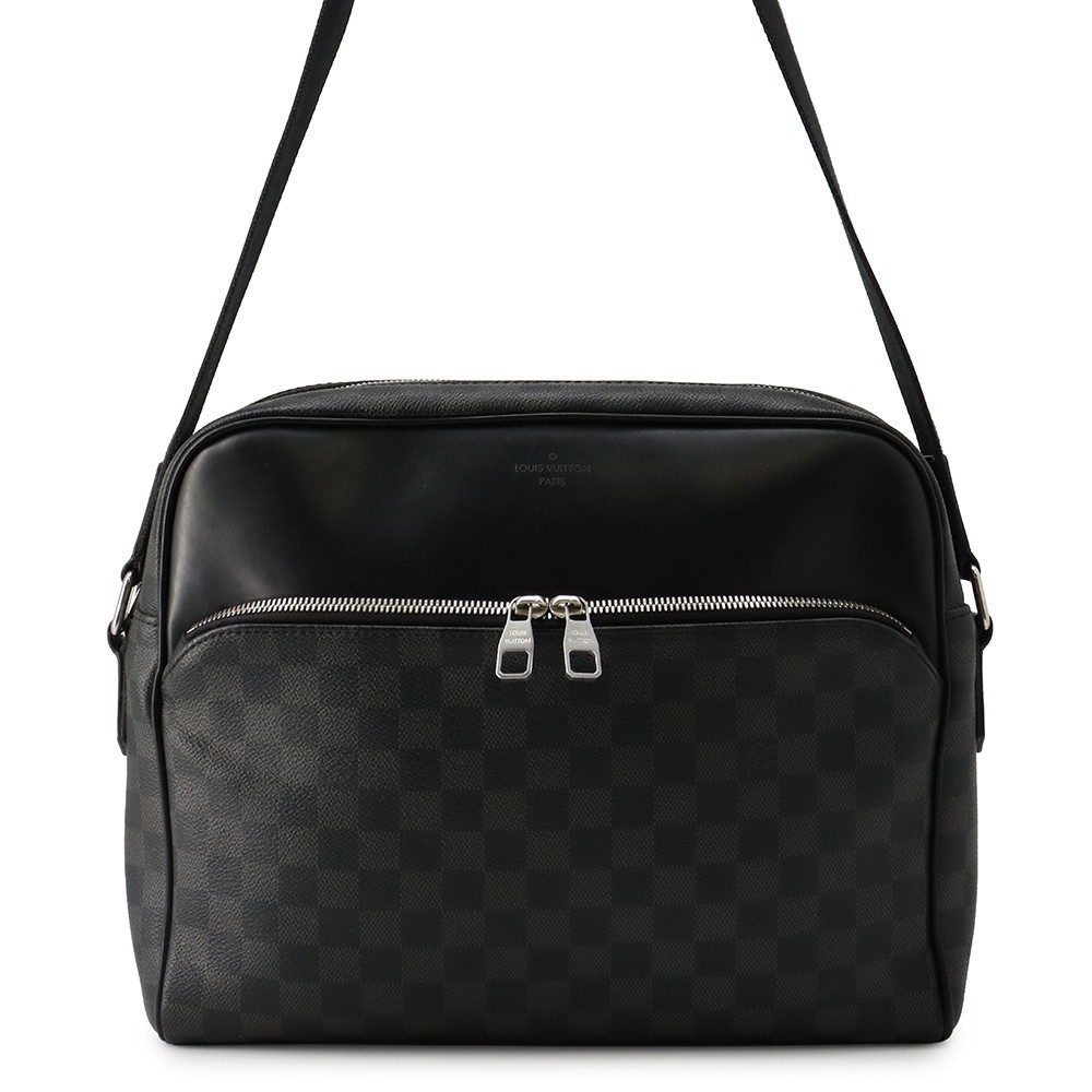 LOUIS VUITTON Dayton Size MM Damier Graphite Noir N41409