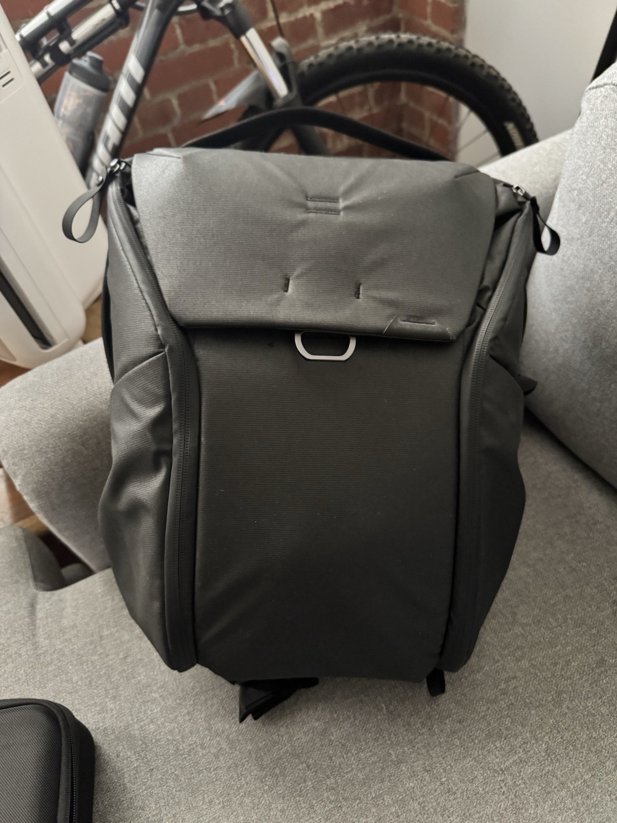 Peak Design Black Medium Backpack, Zip Closure, Adjustable Straps, Travel