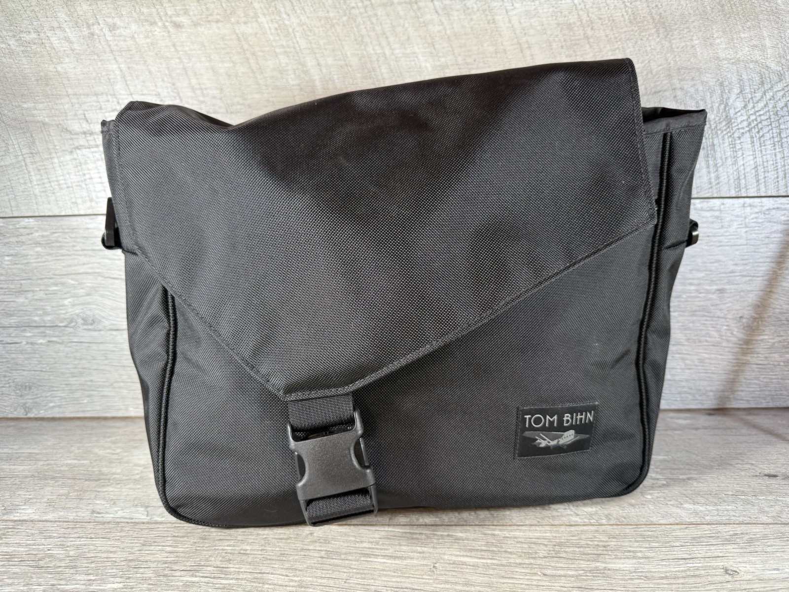 Tom Bihn Maker’s Bag (Black Ballistic/Northwest Sky 200 Halcyon) NO STRAP
