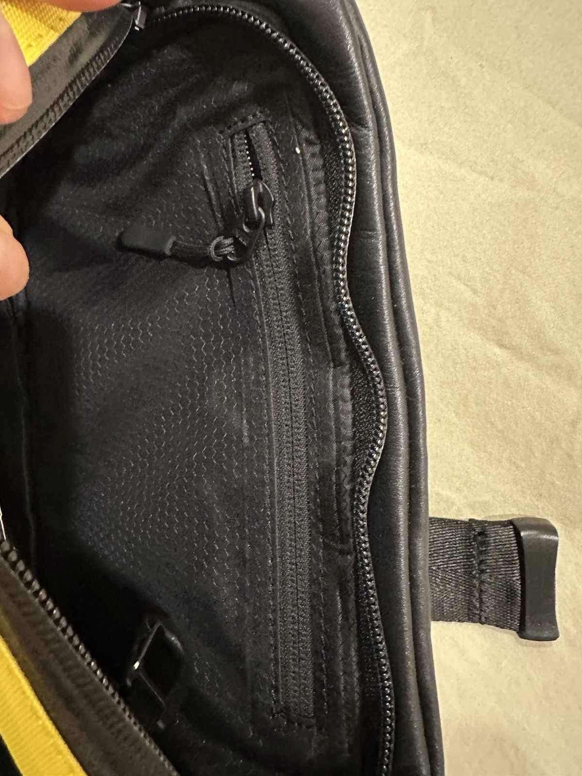 Machine 56 M-TYPE/MO-91_[SY] Lightweight rugged carrier bag