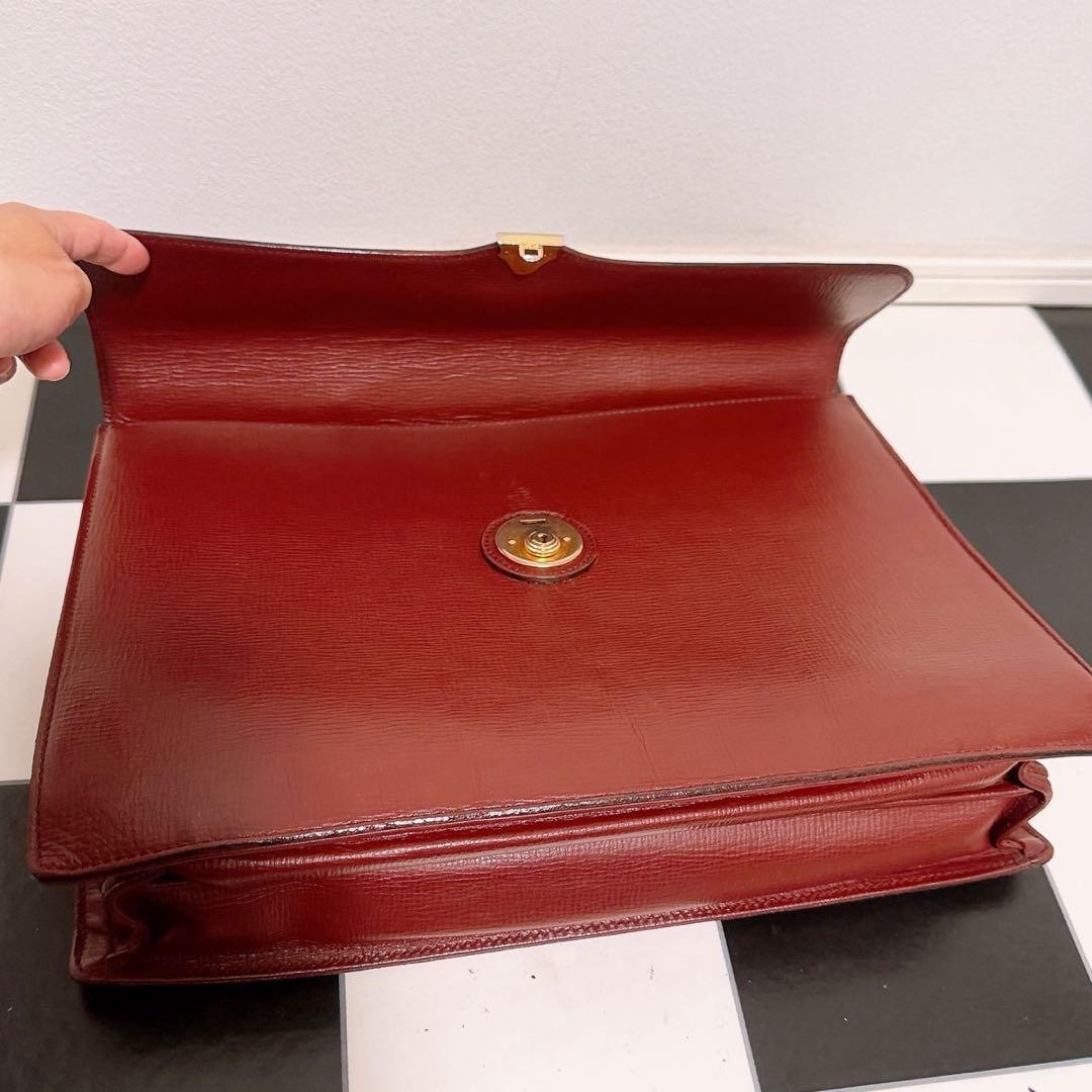 Authentic Burberrys All Leather Business Briefcase 28cm x 38cm x 9cm, Burgundy