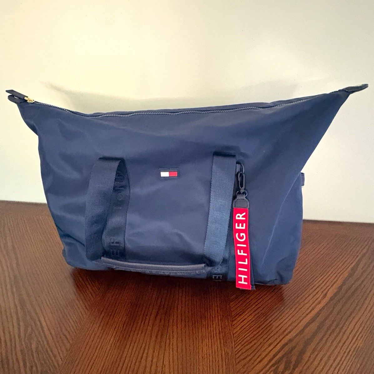 Tommy Hilfiger Blue Solid Duffle Bag Zip Closure Double Handles Men’s