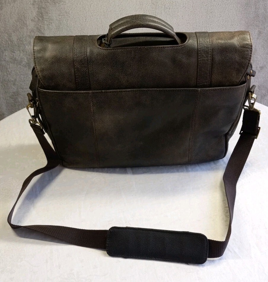Black Rivet Leather Distressed Look Messenger Bag Large Laptop Black
