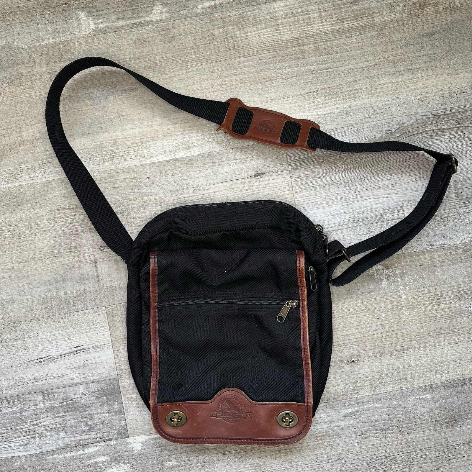 Eddie Bauer Pack Messenger Bag Black Brown Zip Buckle Adjustable Strap Pockets