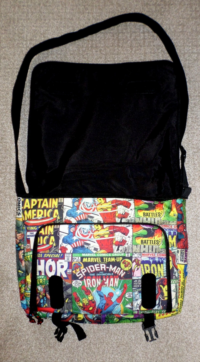 Marvel Comics Messenger / Computer Canvas Bag 16″X13″ Avengers, Spiderman