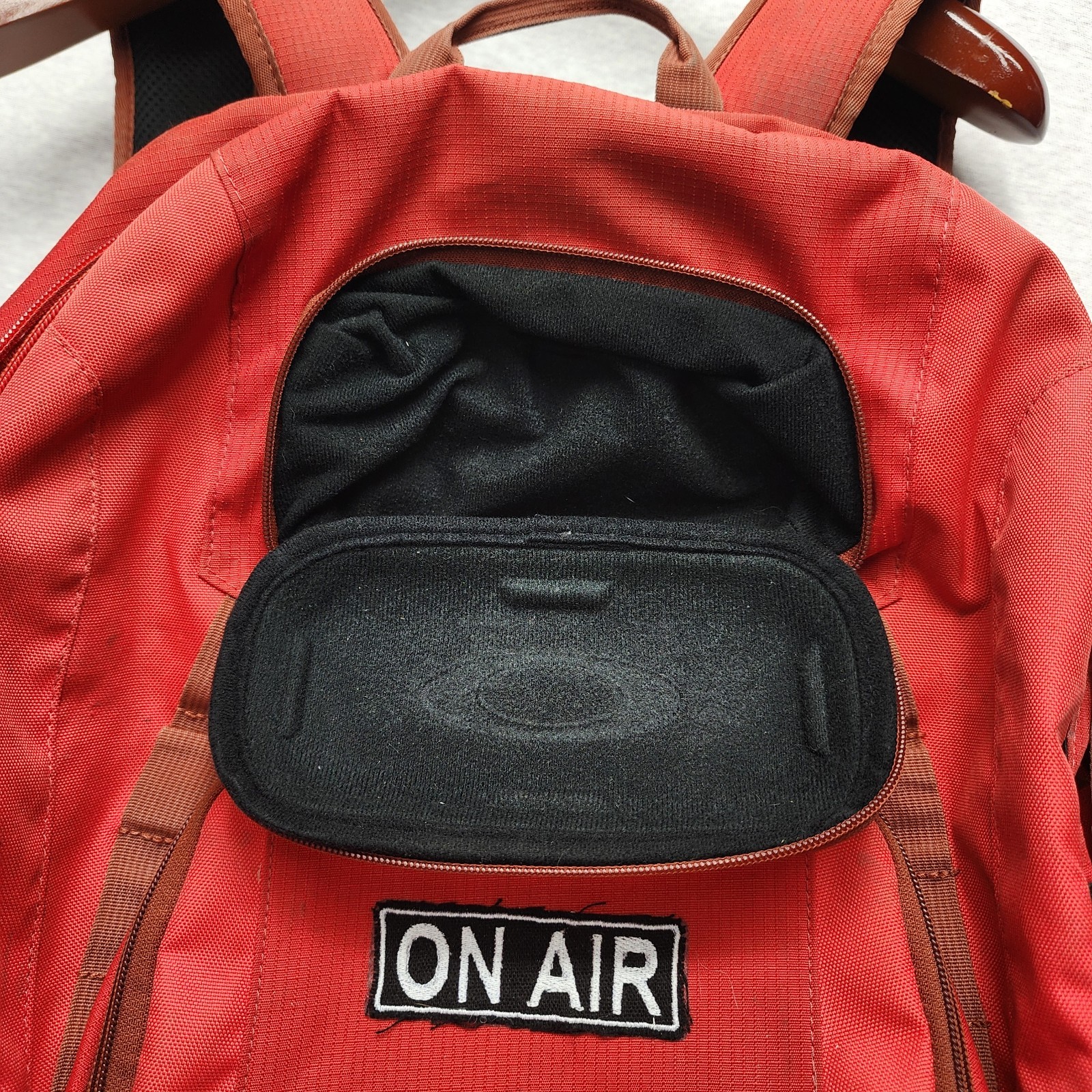 Oakley Backpack Y2K Factory Pilot ON AIR Media Crew 92610-465 16452 Red