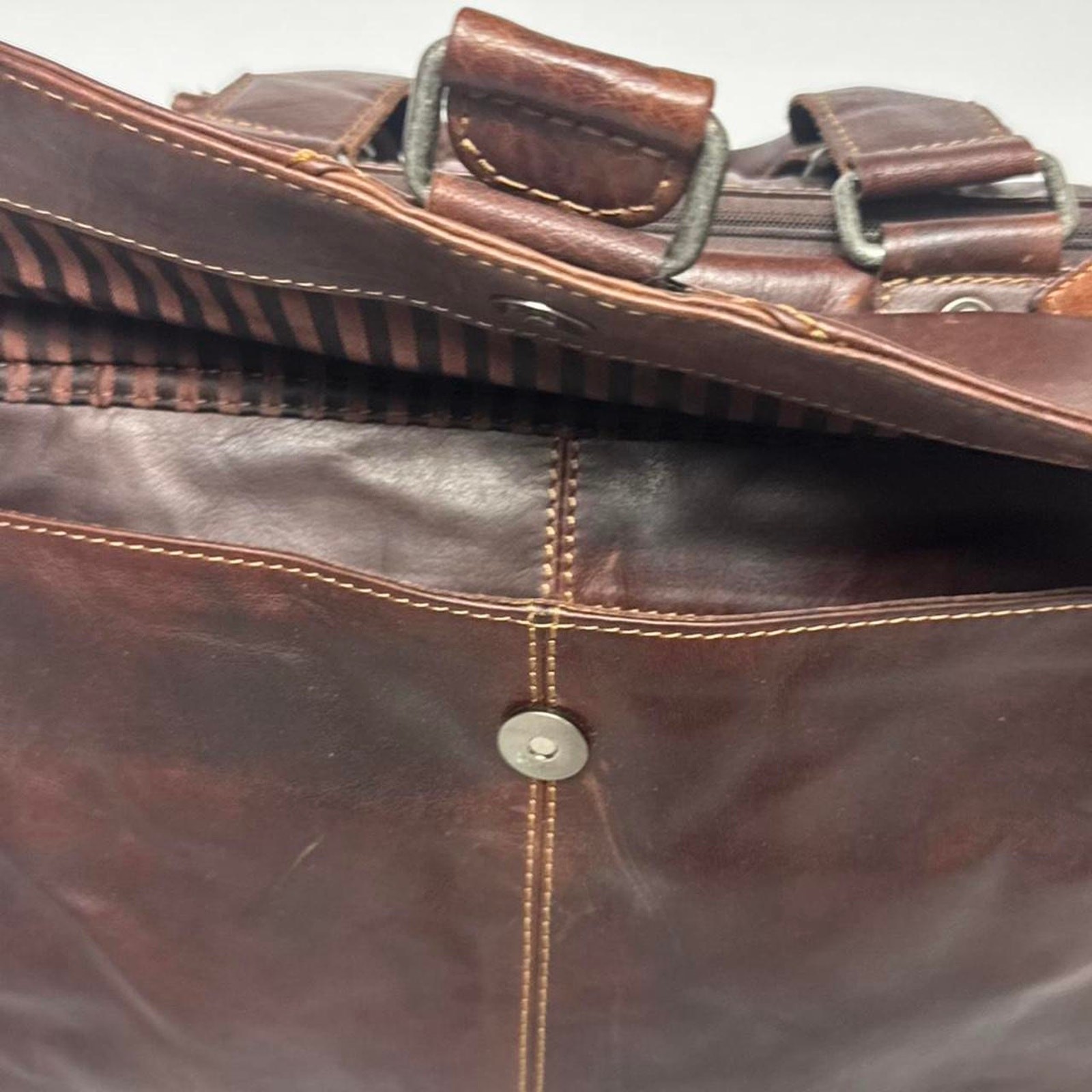 Jack georges genuine leather laptop