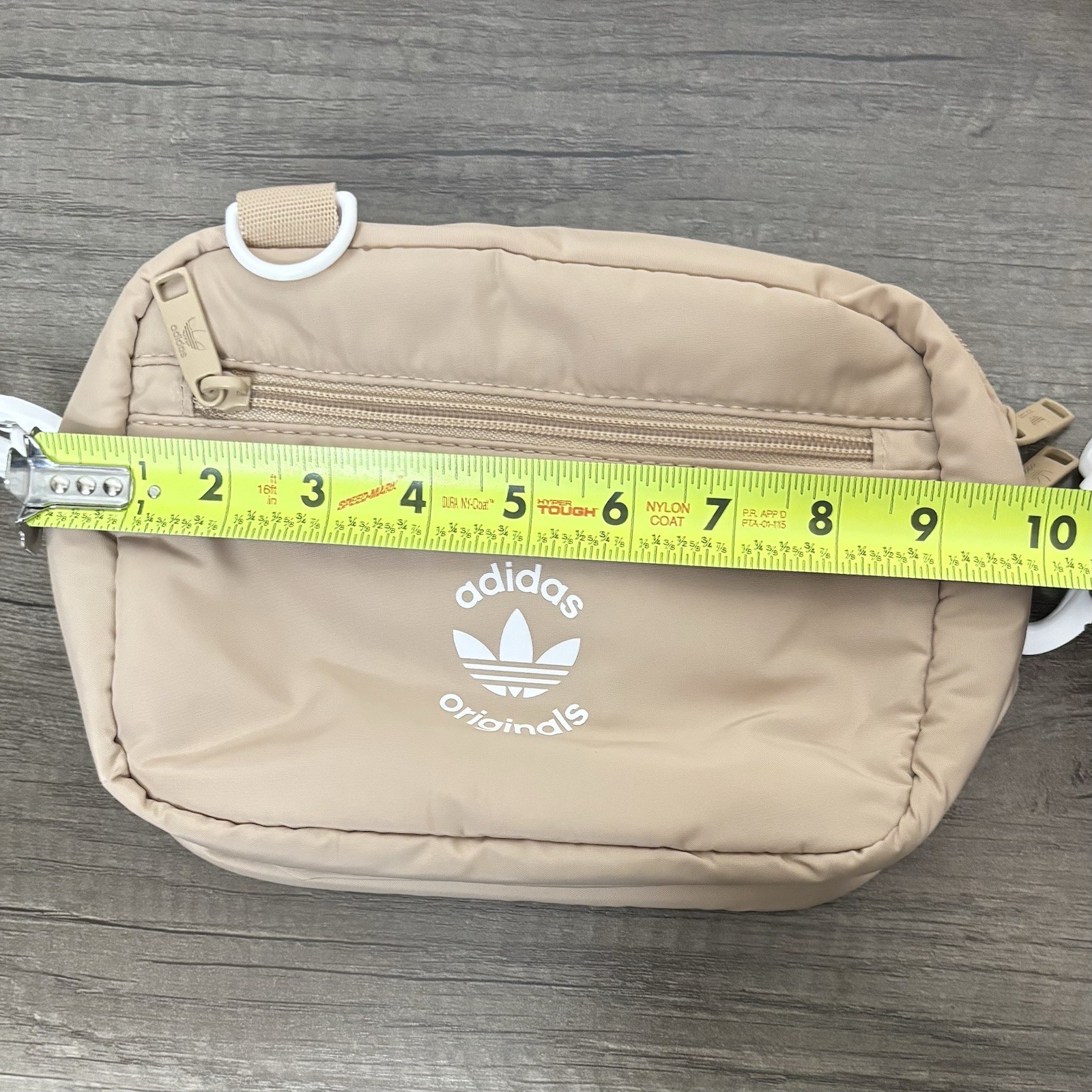 Adidas Original Puffer Pouch Magic Beige White Crossbody Fanny Hip Pack