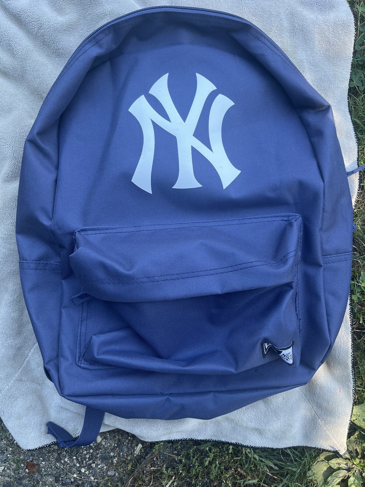 NEW YORK YANKEES NEW ERA BACKPACK Officially Licensed Blue MLB Baseball Day Pack