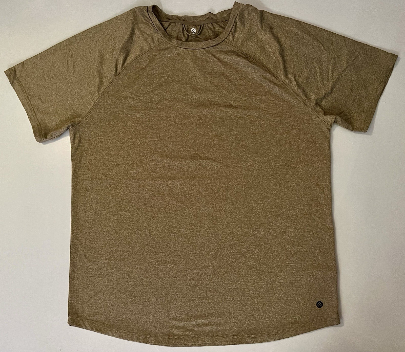 Men’s M Olive Green Heather Athletic T-Shirt Short Sleeve 95% Recycled Polyester