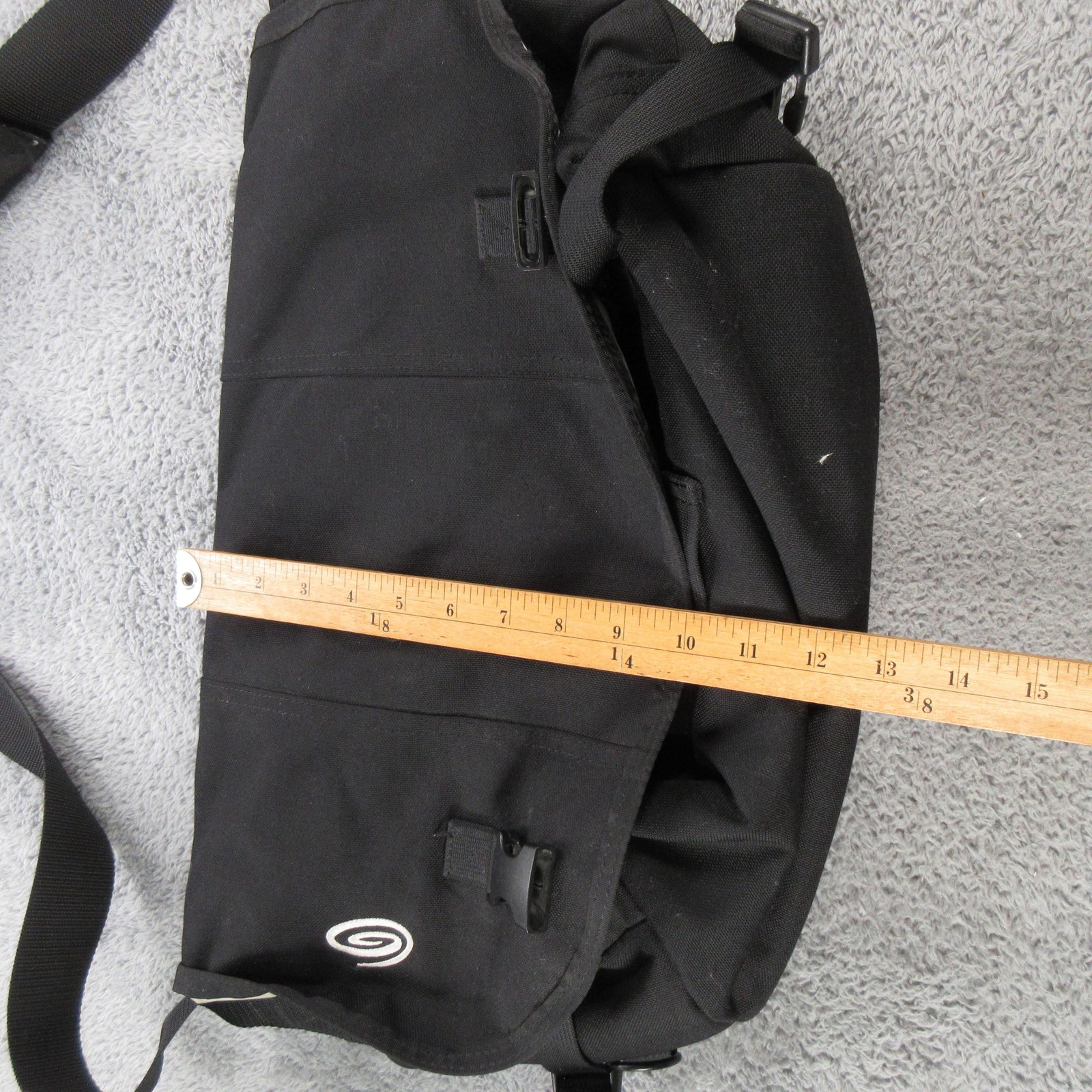 Timbuk2 Messenger Bag Medium Black Nylon Laptop Work Travel Shoulder Crossbody