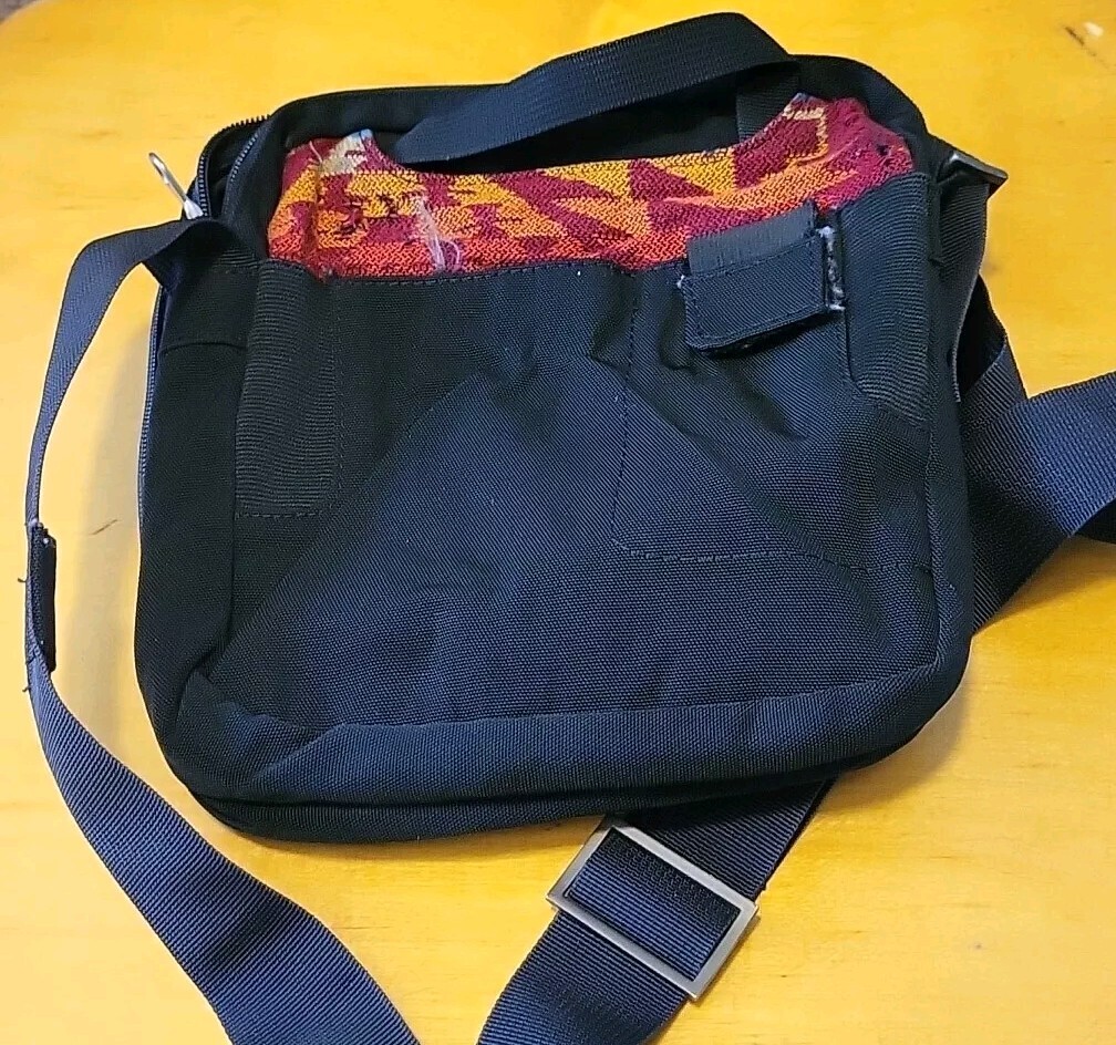 Pendleton Aztec Southwest Wool Crossbody Bag Unisex Pockets Multifunctional 10″
