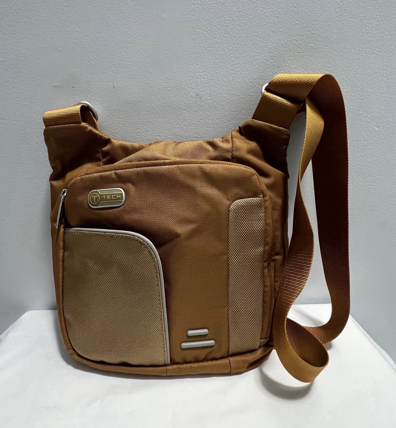 Tumi Crossbody Bag For Men And Women
