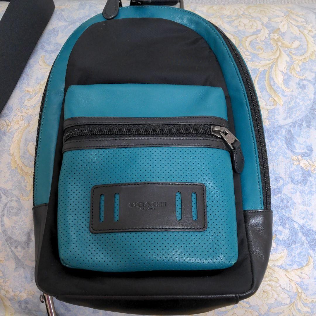 Import duty included for US buyers Coach Leather Shoulder Bag 20cm x 41cm Clas