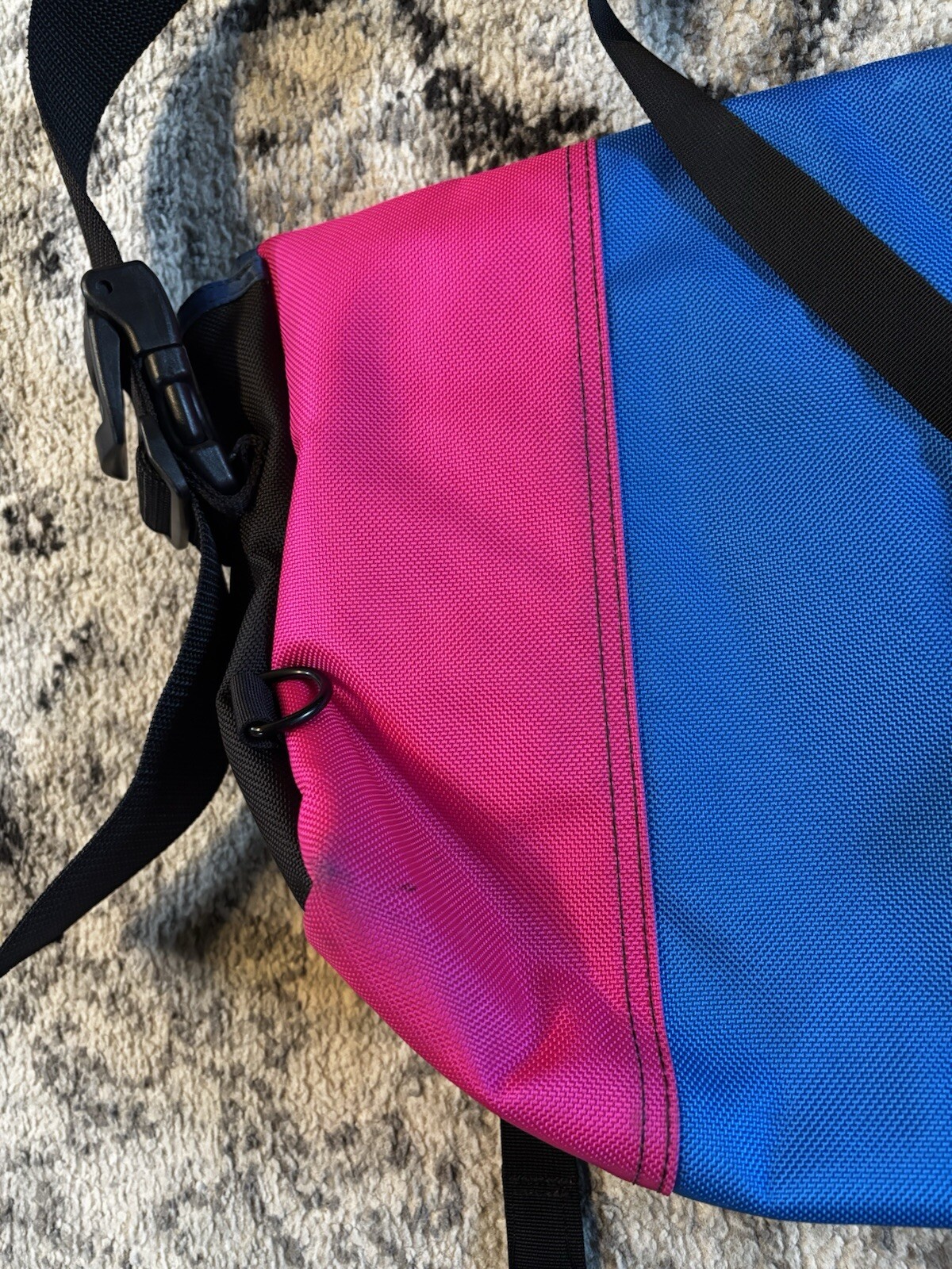Timbuk2 Custom Multicolor Messenger Bag Hand Made in San Fran Ballistic Nylon