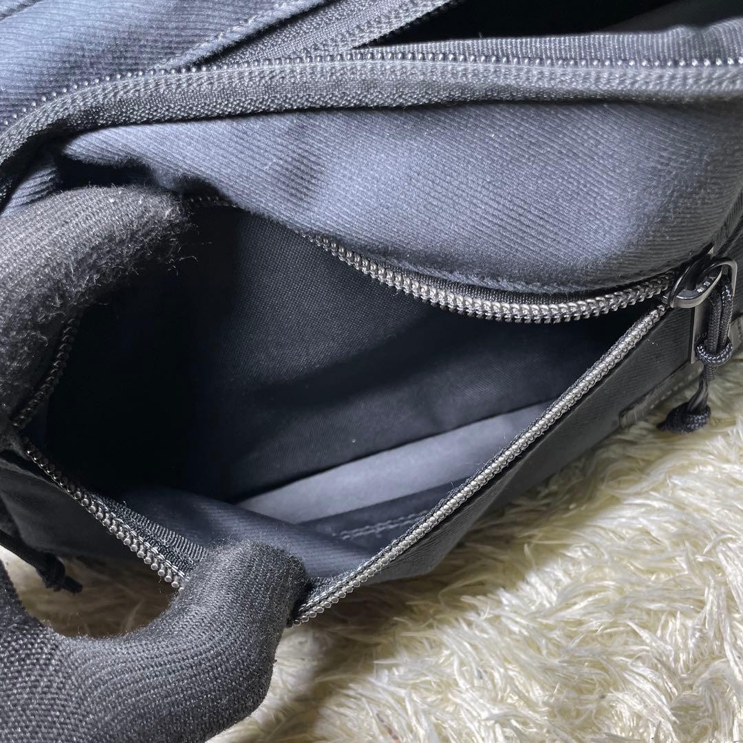 Authentic Porter Yoshida Kaban Black Nylon Shoulder Bag Crossbody 19cm x 26cm x