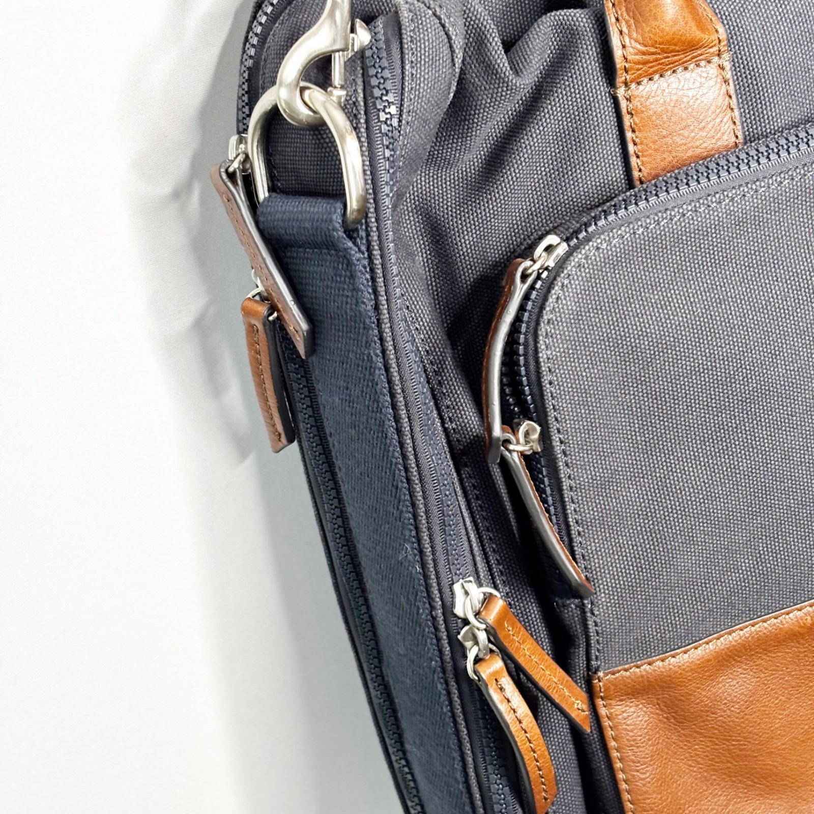 Fossil Estate Canvas Leather Messenger Computer Travel Bag Briefcase Gray Canvas