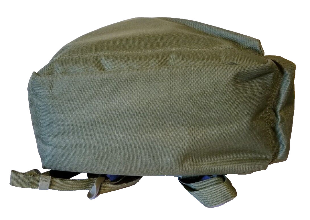 NWT LEVI’S Unisex BACKPACK L-PACK LARGE MILITARY GREEN POLYESTER 25 L Capacity