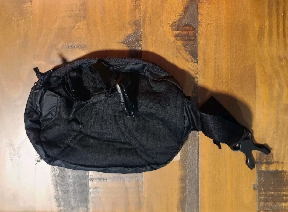 PATAGONIA ULTRALIGHT BLACK HOLE 1L MINI HIP PACK PACKABLE TRAVEL POUCH NWT MENS