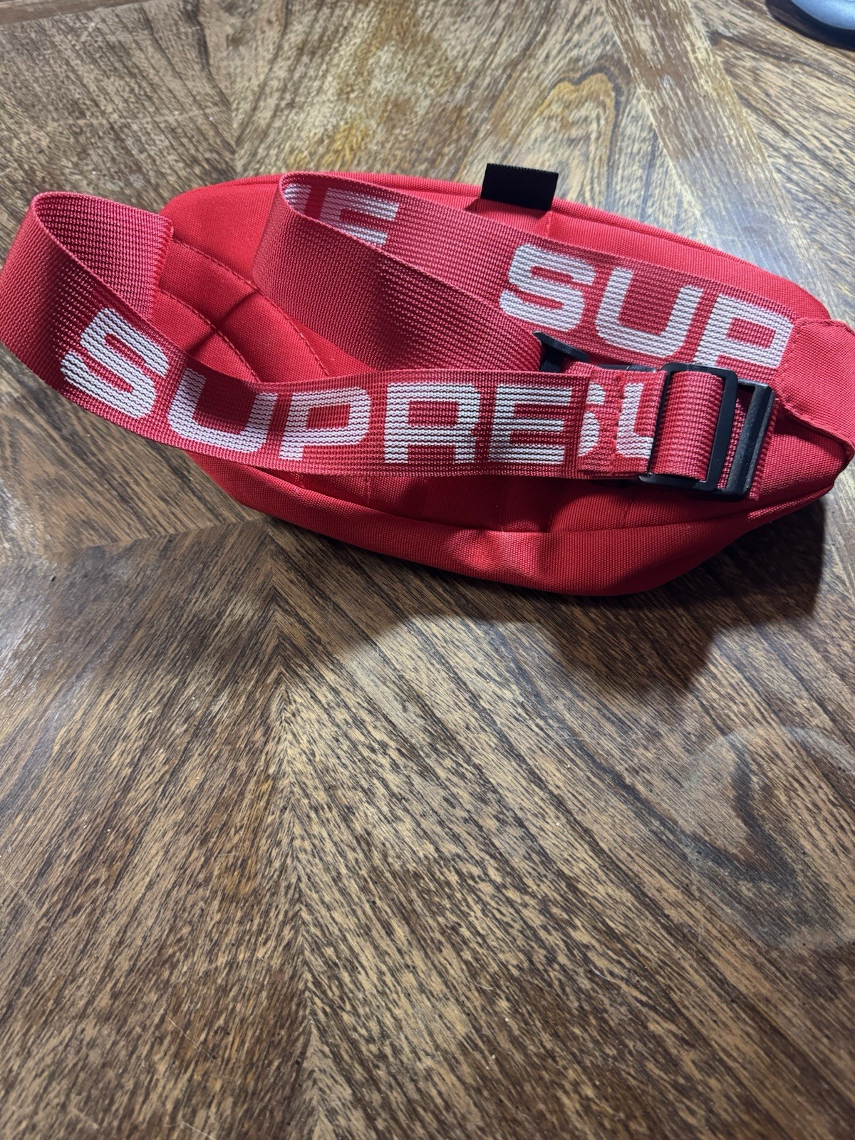 Supreme Waist Bag (SS18) Red