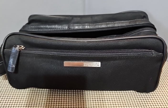 Kenneth Cole Reaction Black Canvas Faux Leather Travel Toiletry Bag. 12×6.5×4.5″