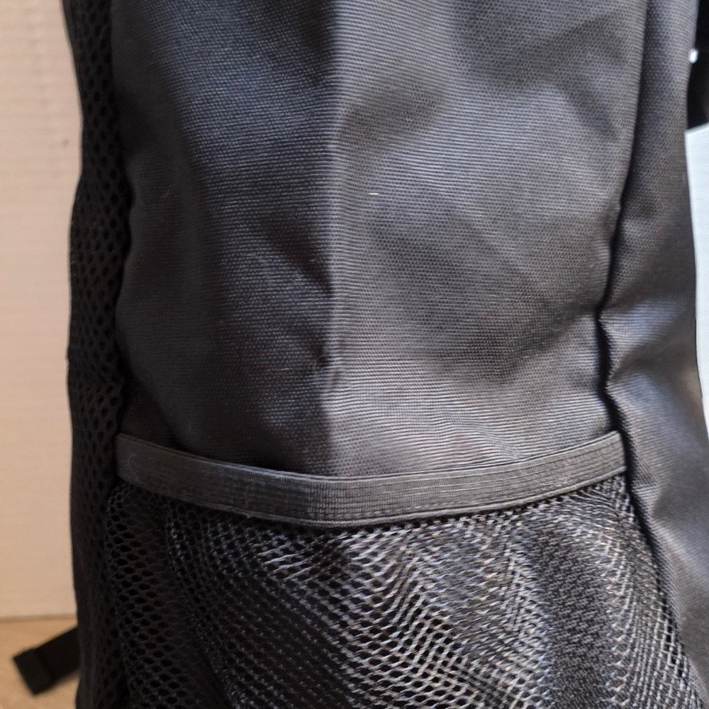 Runkeeper Black and Blue Men’s Backpack Boco Gear Lightweight NWOT Sport Bag