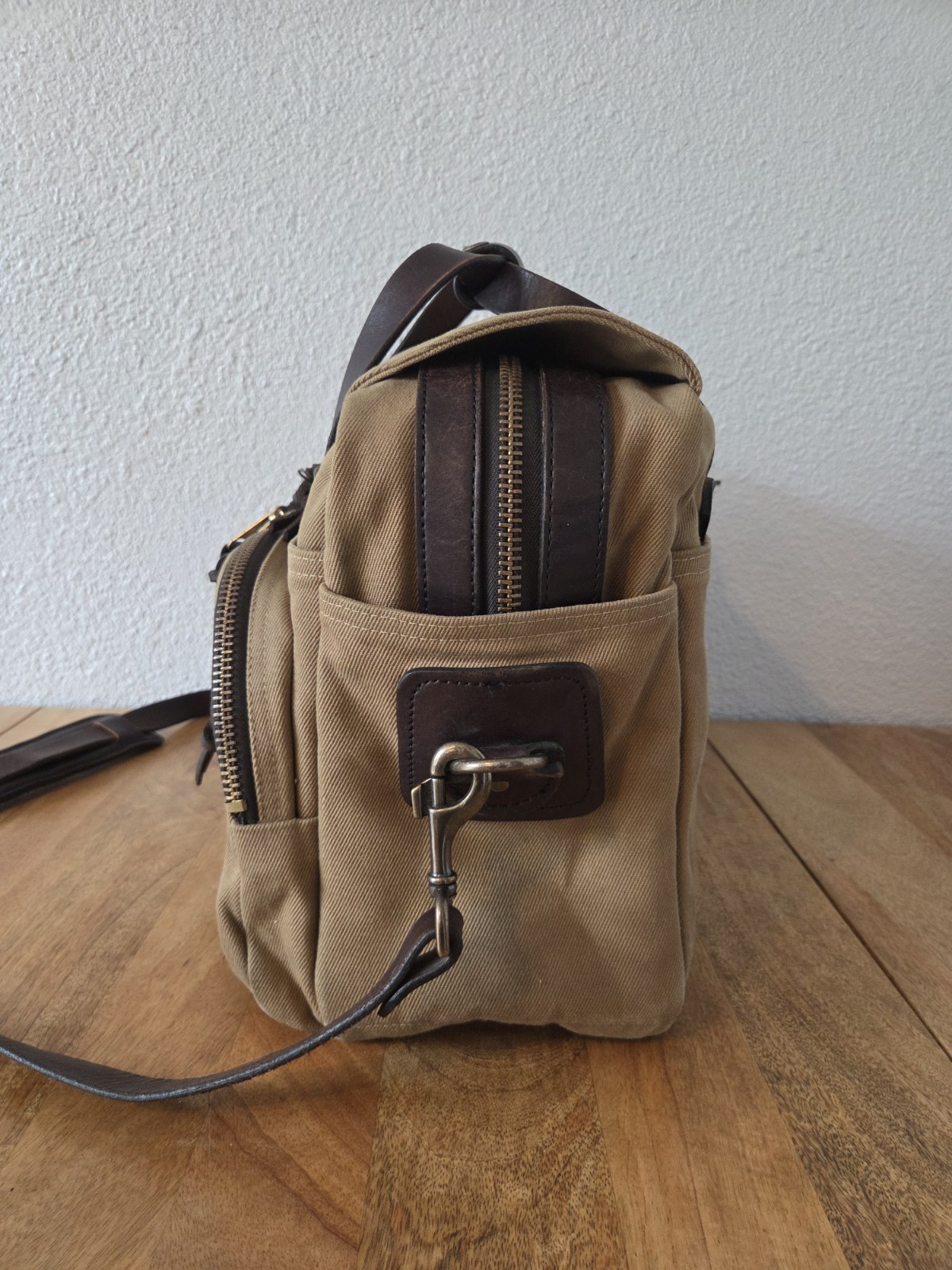 Filson Rugged Twill Padded Computer Bag | Tan | USA Made | MSRP $625 | Rare