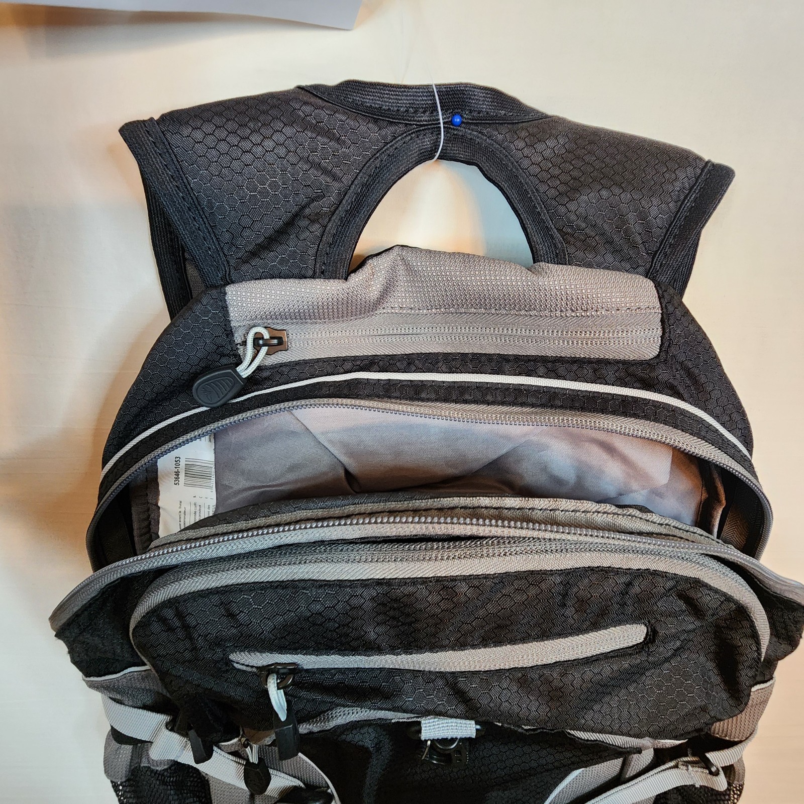High Sierra Loop Backpack 33L Travel Work Backpack Black/Charcoal