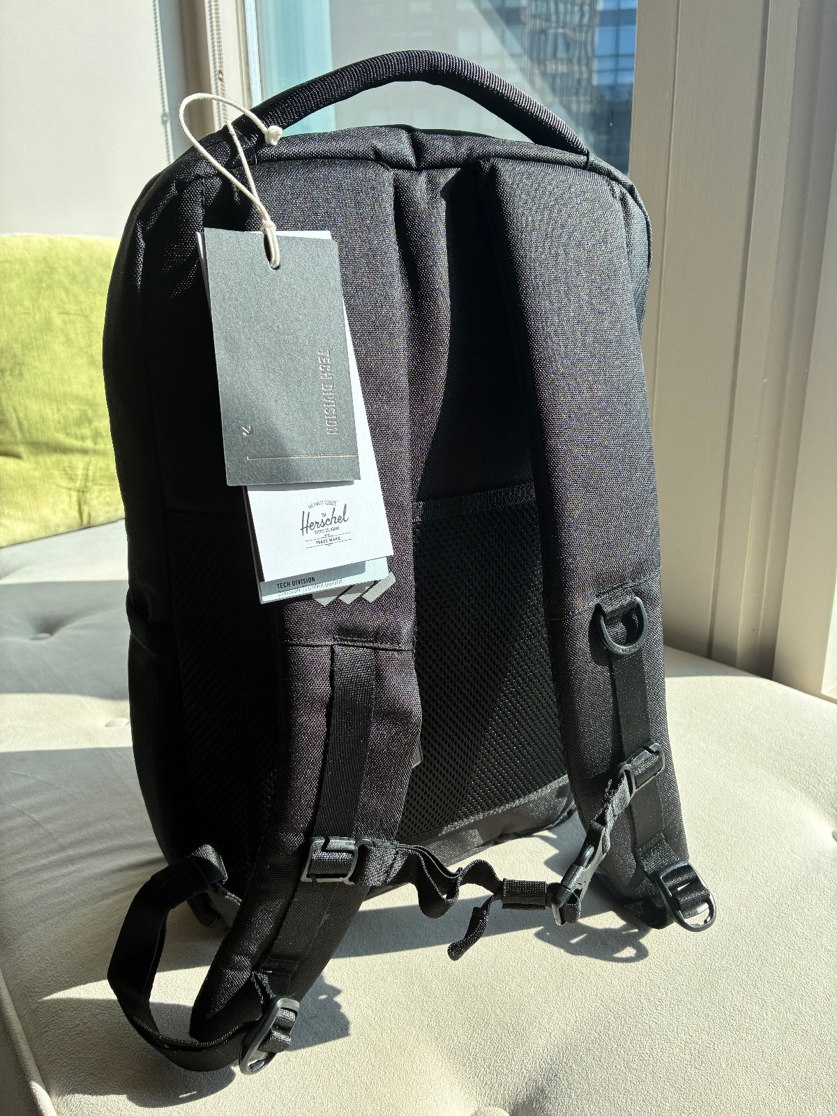 Herschel Kaslo Daypack Tech 20L Black Backpack
