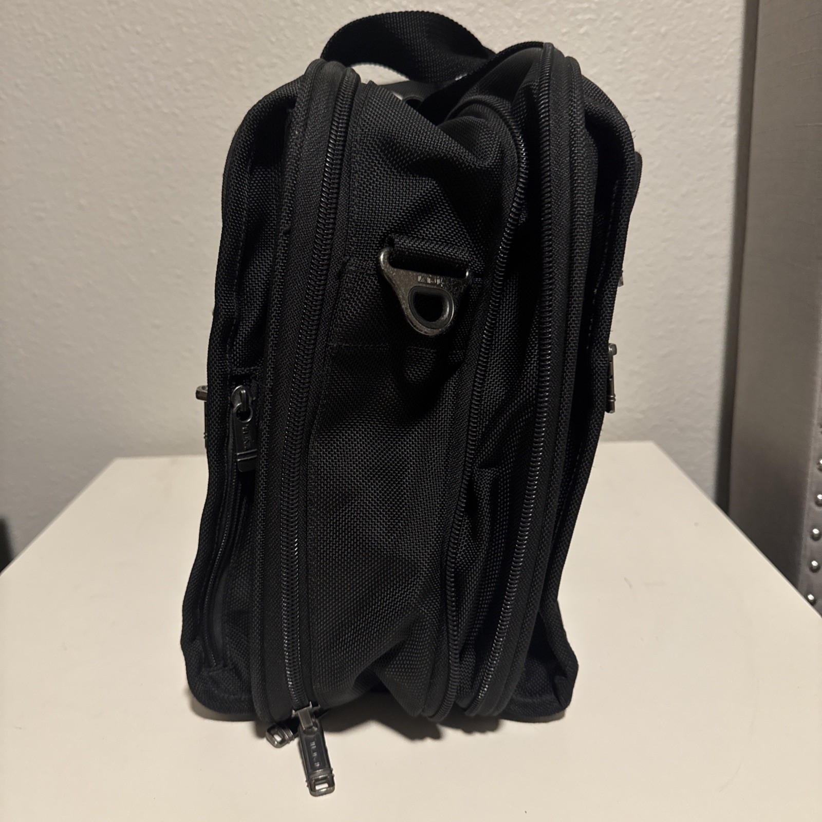 Tumi Alpha Ballistic Nylon 18″ Boarding Tote Bag CarryOn Laptop Black -Free Ship
