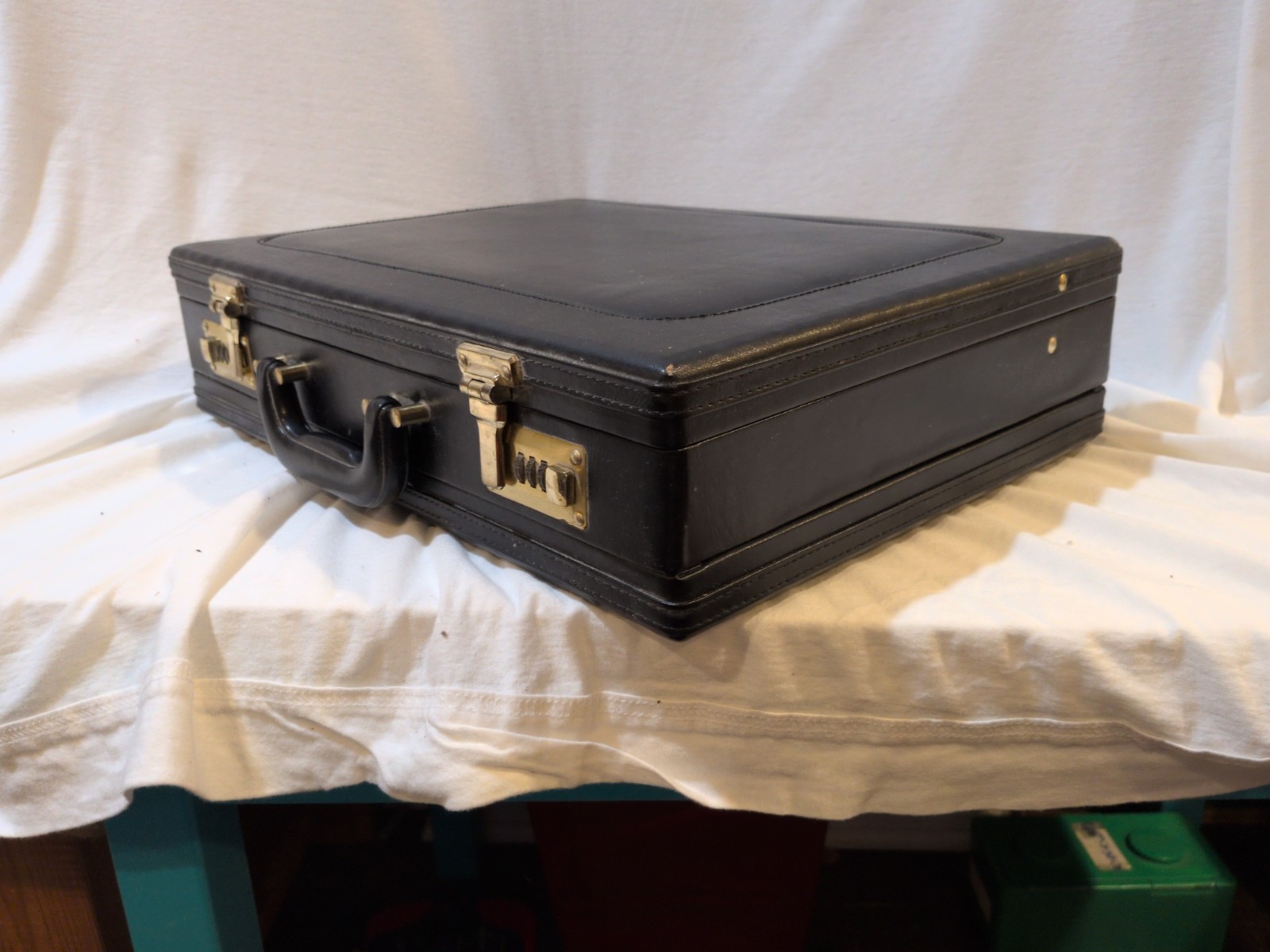 Briefcase Black Leather Brass Combination Lock Latches Attache Laptop