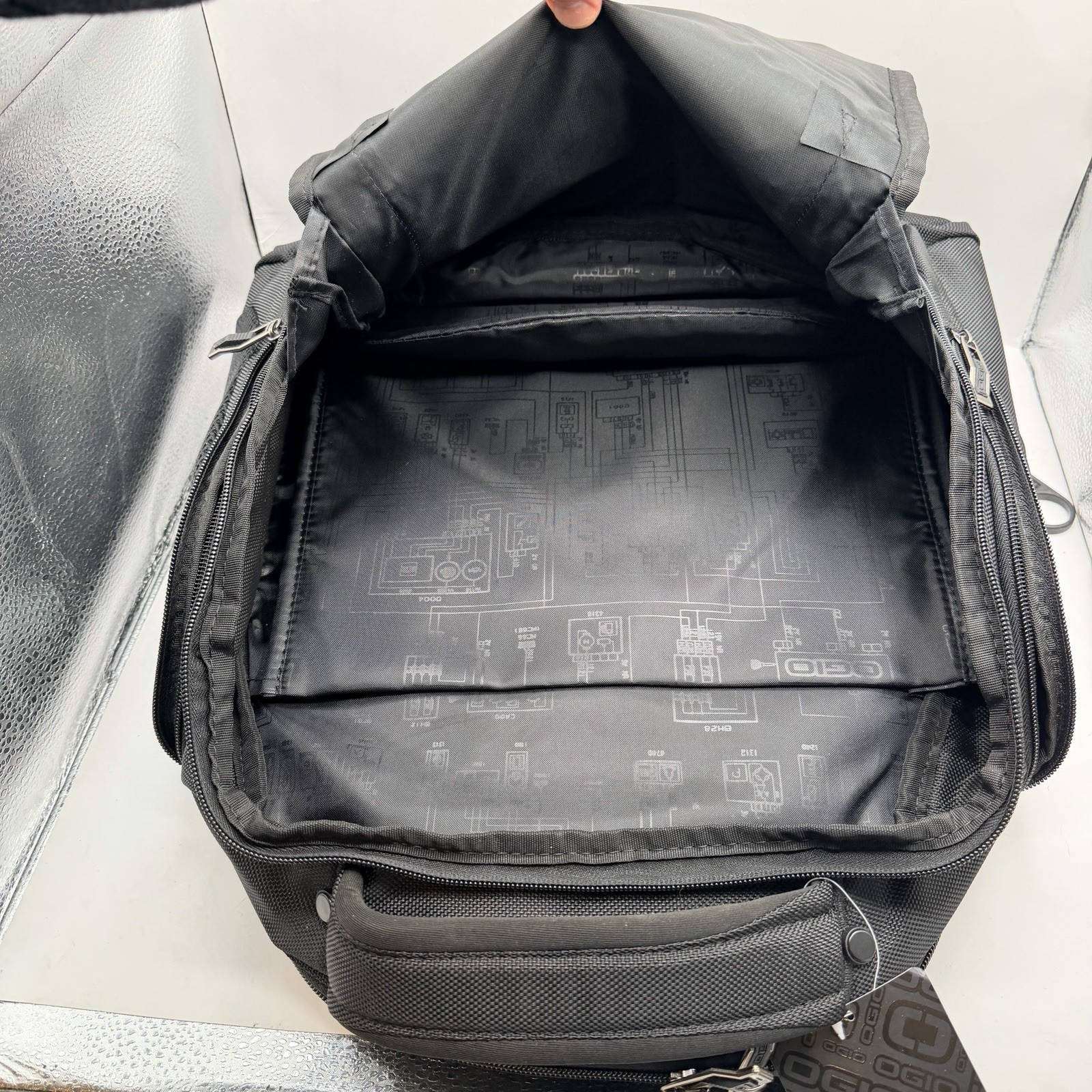 Ogio Backpack Black Technologio Airflow System Netgear New With Tags