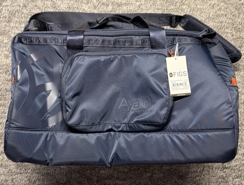 FIGS Weekend Aya Healthcare Bag – Stylish & Functional Work Tote