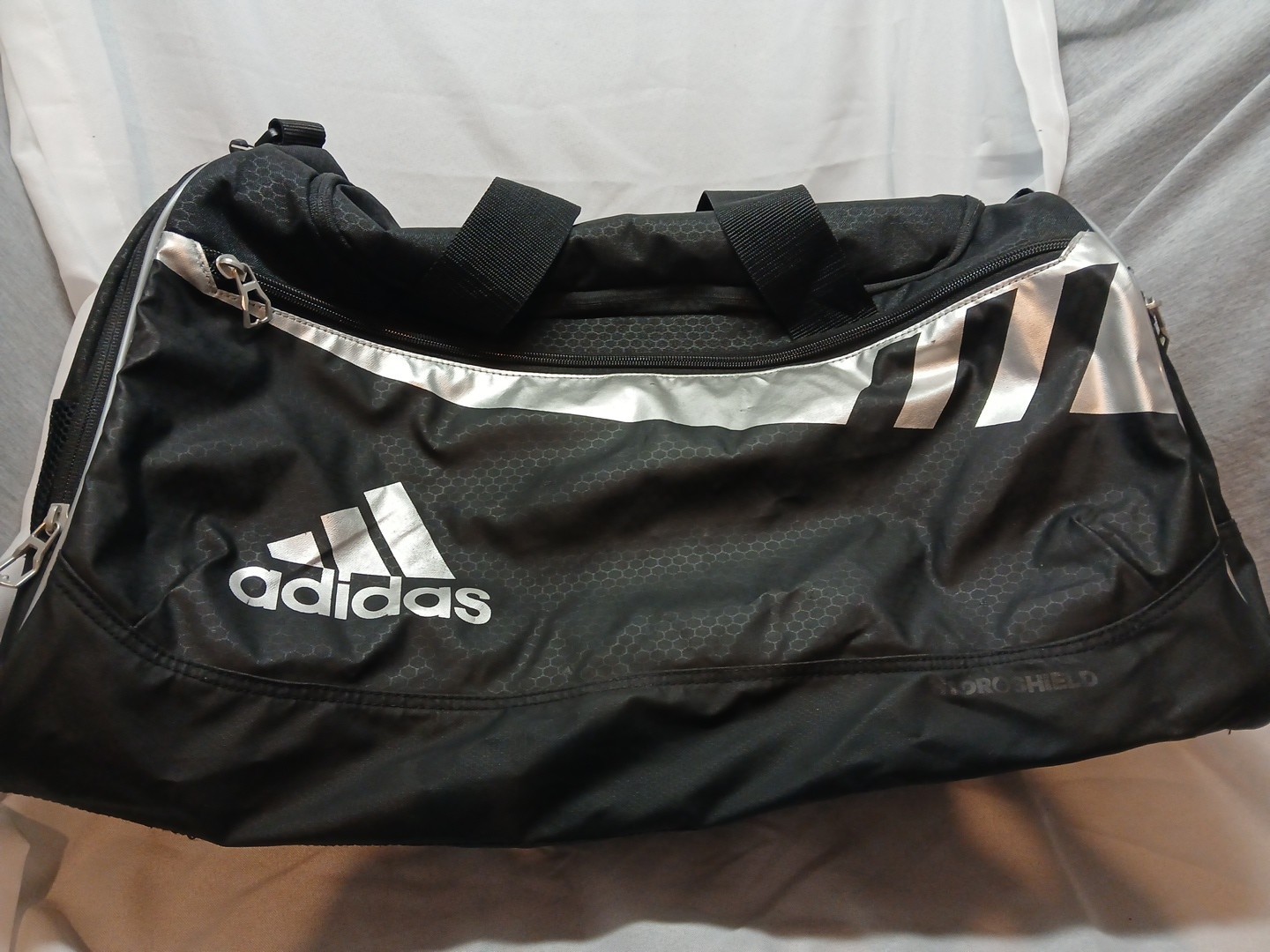 2016 Large Black Adidas Duffle Bag Gym Sports Travel Duffle 24″x12″x12″ EUC Team