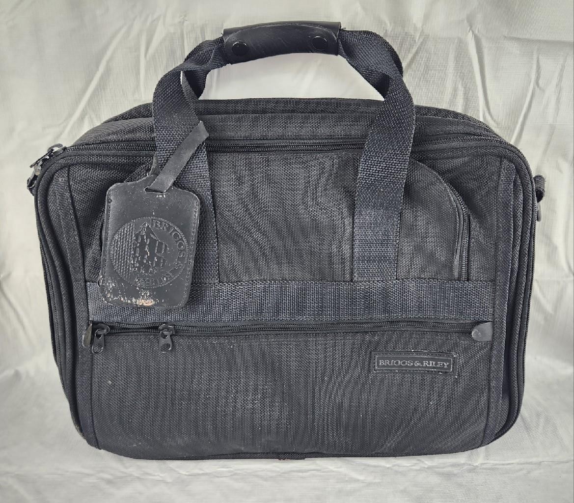 Briggs & Riley 15″ Computer / Laptop Briefcase / Bag