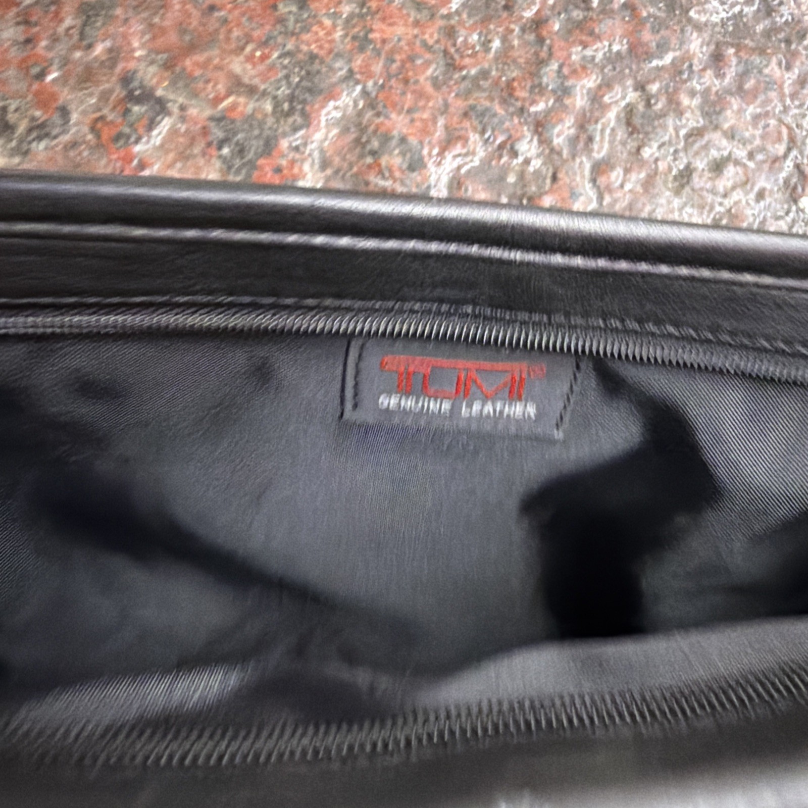 Vintage Tumi Leather laptop insert/sleeve. Laptop/document/conference bag.Black
