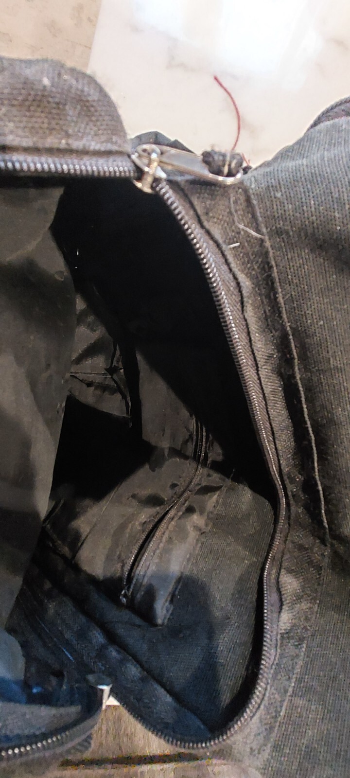 Trailmaker Equipment backpack 4 pocket front Multi-pocket inside – Black