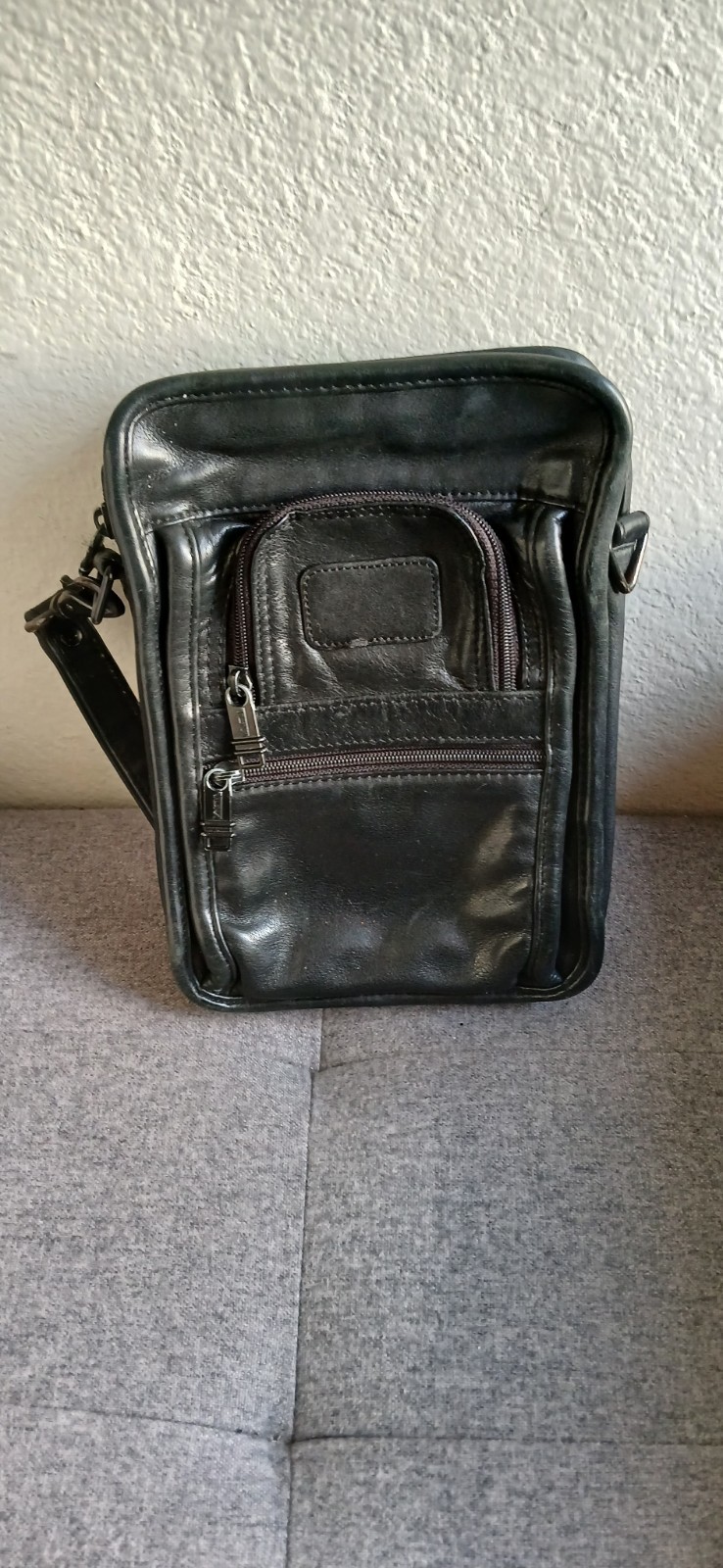 Tumi All-Leather Shoulder Bag Square Compact Without Strap