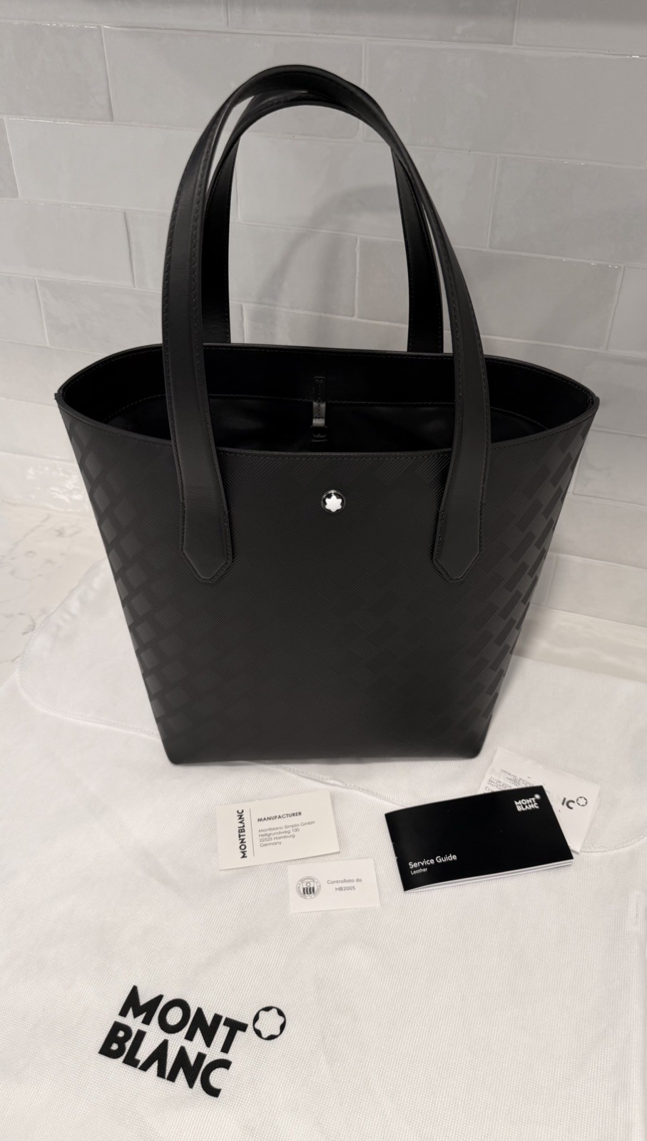 Montblanc Extreme 3.0 146 – Textured leather tote Unisex/Men/Women – Medium