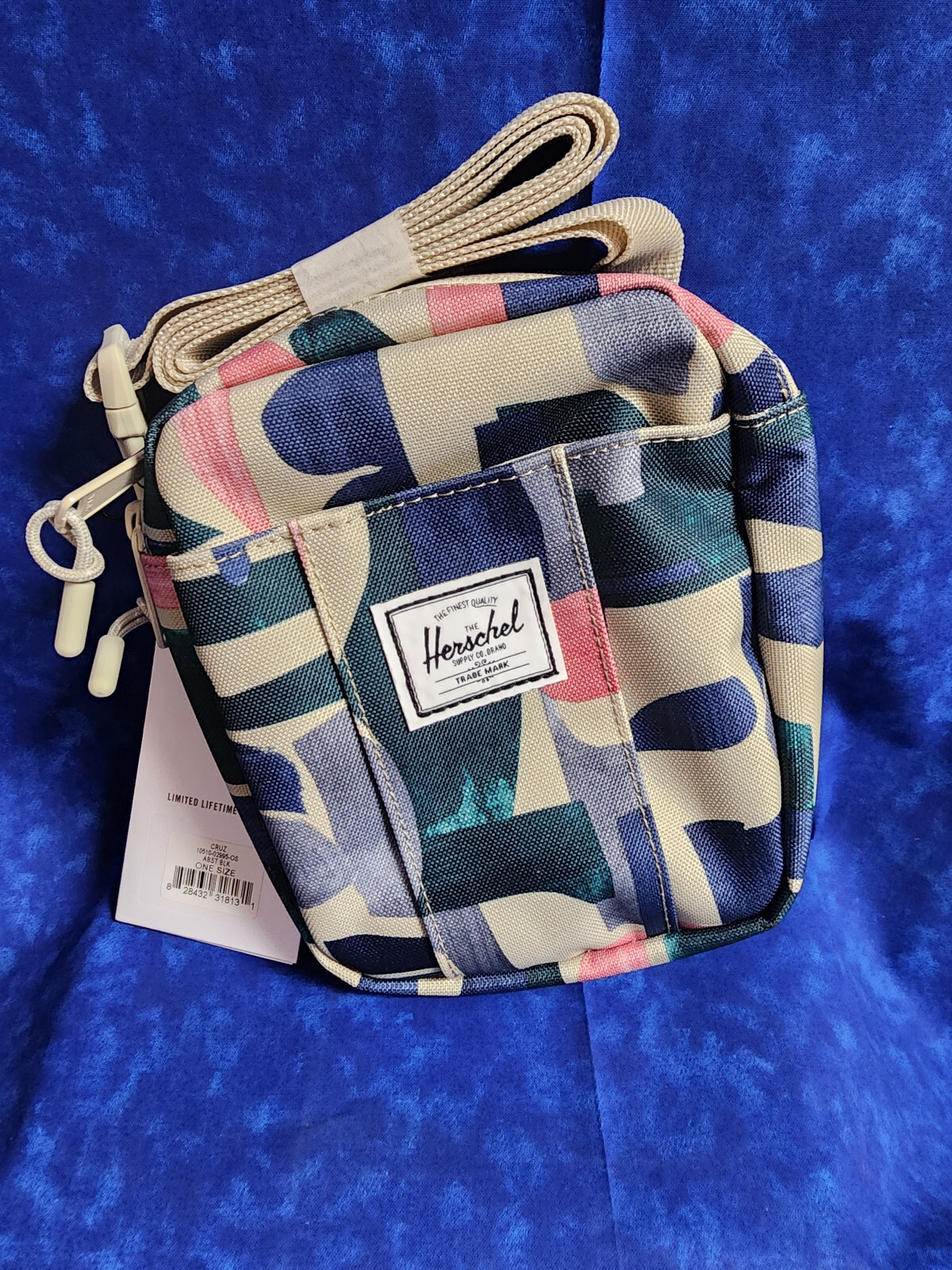 Herschel 10510-02995-OS Cruz Cross Body Bag, Abstract Block