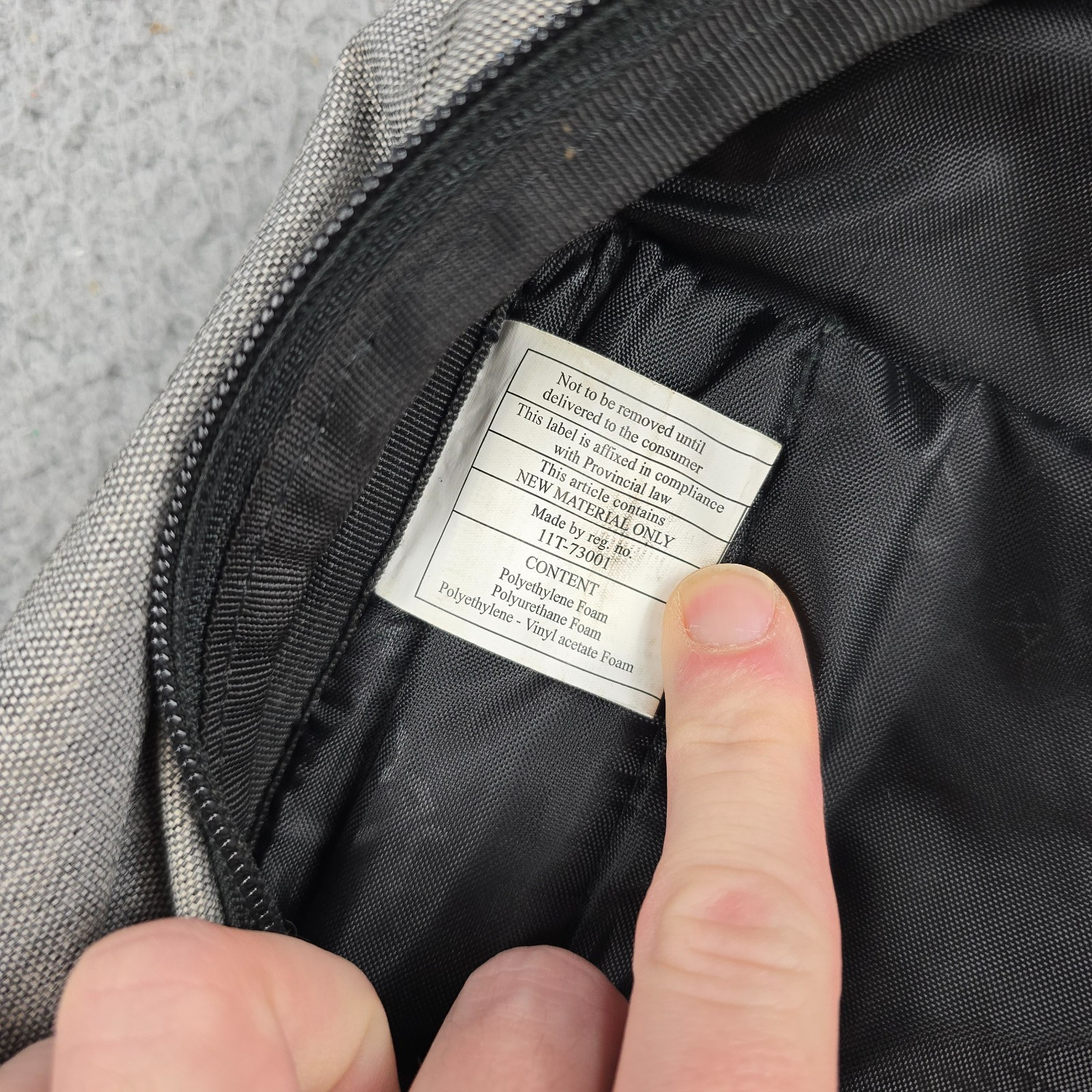 Oakley 30L Blade Backpack Gray Sunglasses Book Bag Damaged
