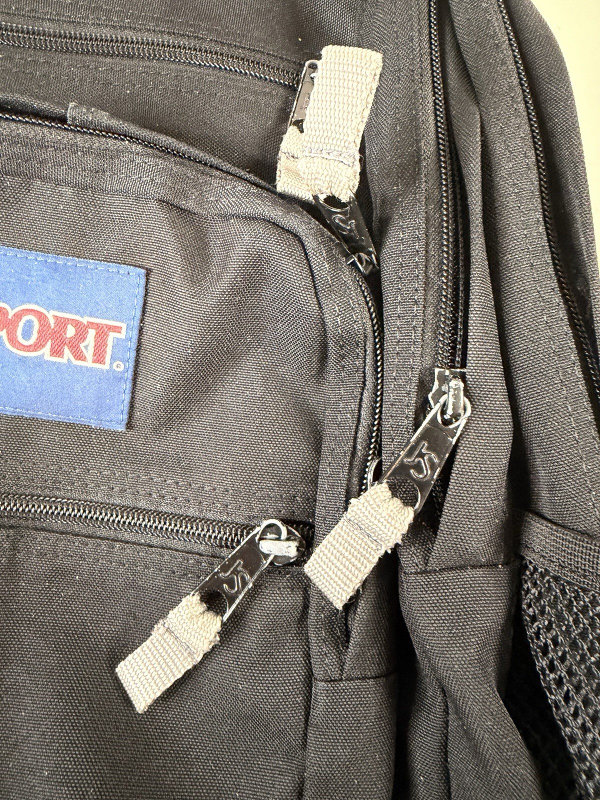 Jansport Big Student XL Backpack Solid Black 3 Compartments Front Pockets Y2K