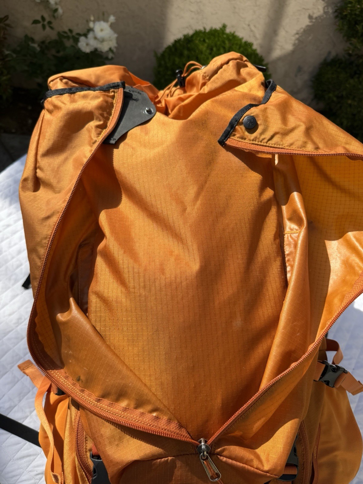 Arc’teryx Altra 65 Internal Frame Orange Ripstop Nylon 25” Backpack Rucksack Bag