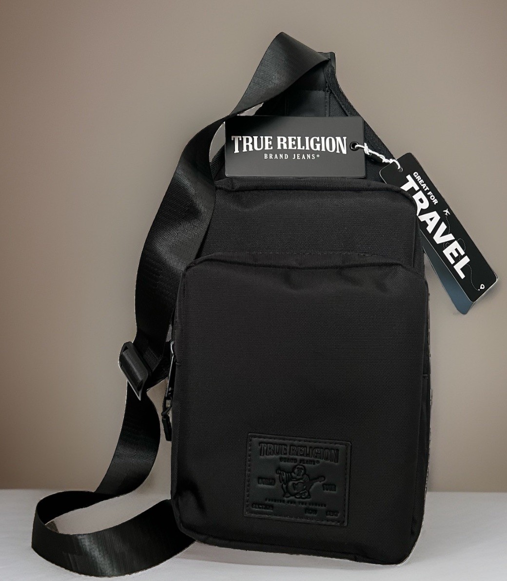 NEW True Religion Pippen Max Men’s Crossbody Adj. Strap Sling Bag Purse Black