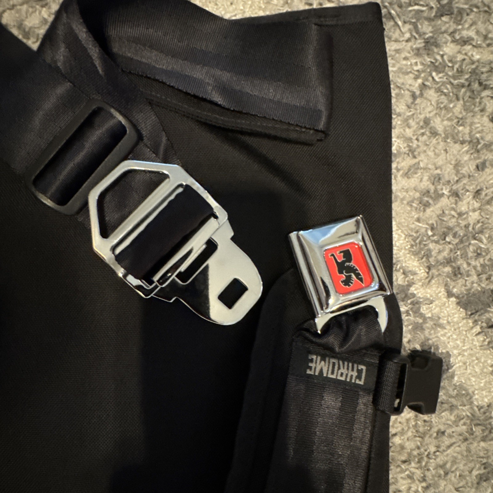 Chrome Industries Mini Metro Messenger Bag Black/Red